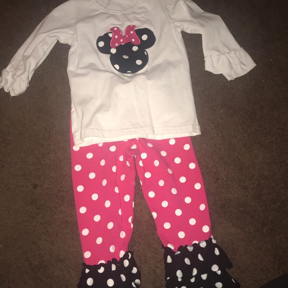 Minnie Mouse outfit pants and long sleeve